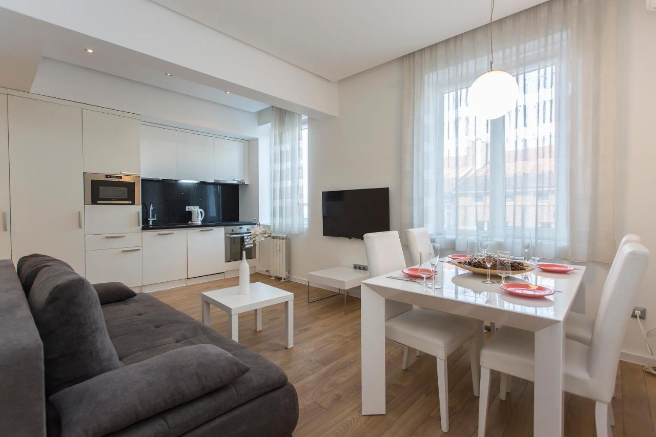 Modern Apartment In The City Center Σόφια Εξωτερικό φωτογραφία